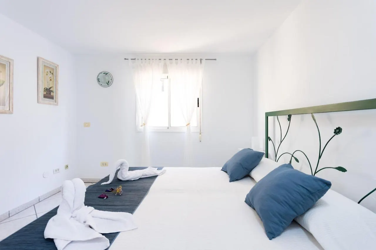 Willa Casa Naranja - Heated Pool - Bbq - Terrace - Free Wifi - Child & Pet-Friendly - 3 Bedrooms - 6 People Poris de Abona