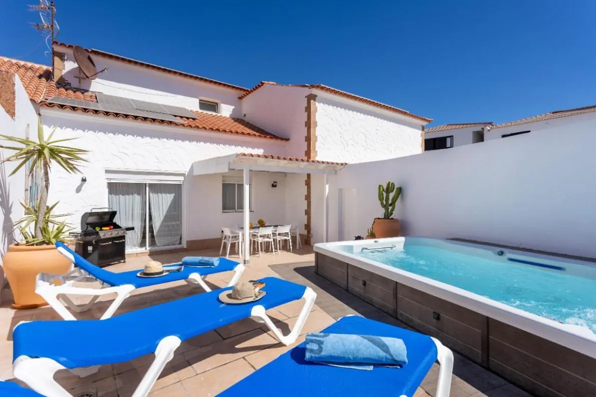Casa Naranja - Heated Pool - Bbq - Terrace - Free Wifi - Child & Pet-Friendly - 3 Bedrooms - 6 People Poris de Abona Willa