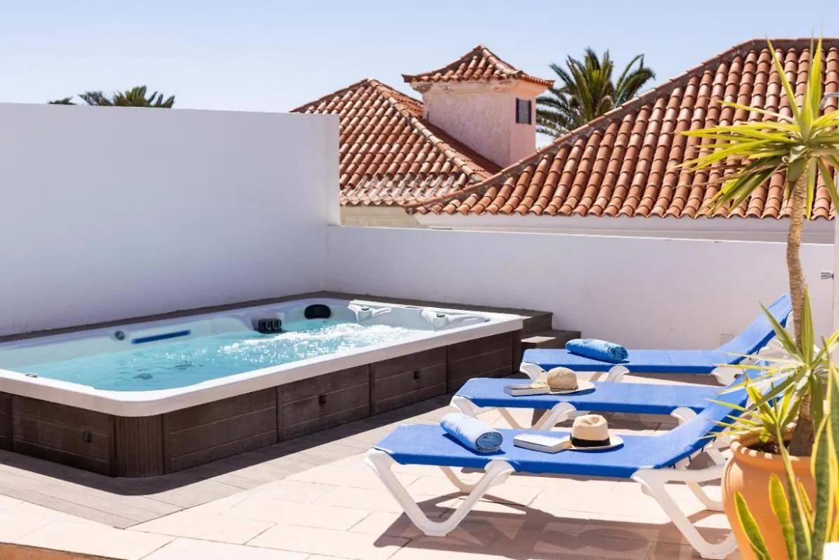 Willa Casa Naranja - Heated Pool - Bbq - Terrace - Free Wifi - Child & Pet-Friendly - 3 Bedrooms - 6 People Poris de Abona